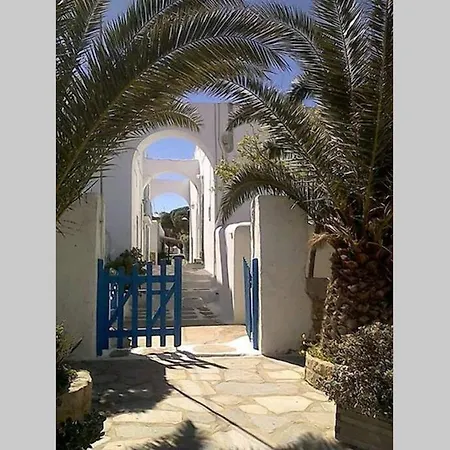 Nikos & Efi Fabrica Megali Ammos (Mykonos)