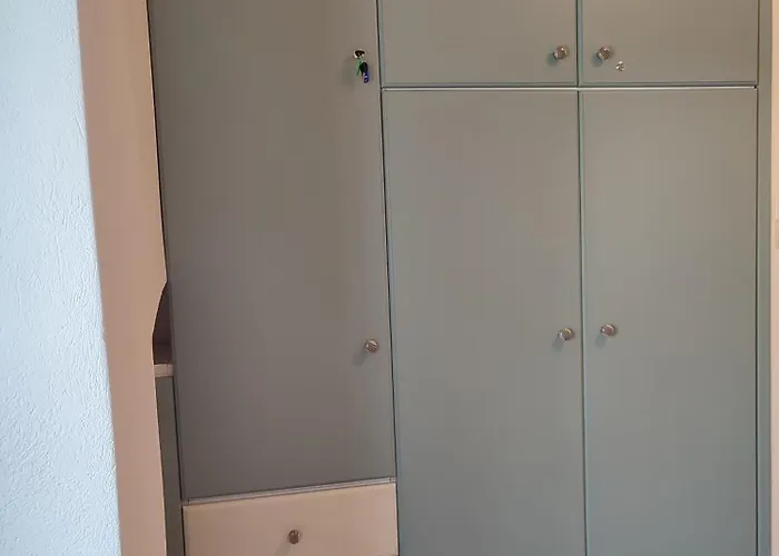 Nikos & Efi Fabrica * 스키아토스타운