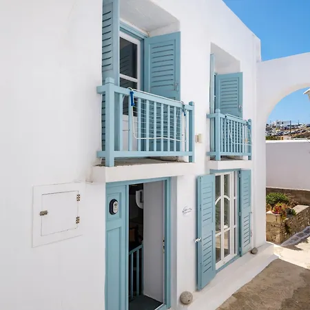 Nikos & Efi Fabrica *