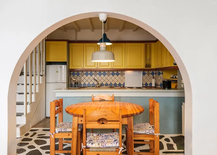 Nikos & Efi Fabrica * Megali Ammos (Mykonos)