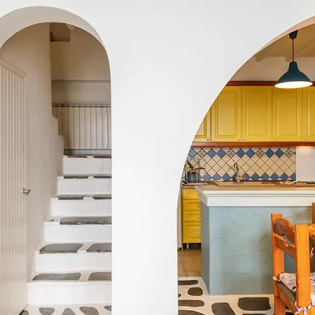 Nikos & Efi Fabrica Megali Ammos (Mykonos)