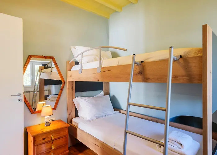 Nikos & Efi Fabrica *